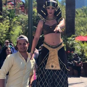 Meet your Posher, Arturo